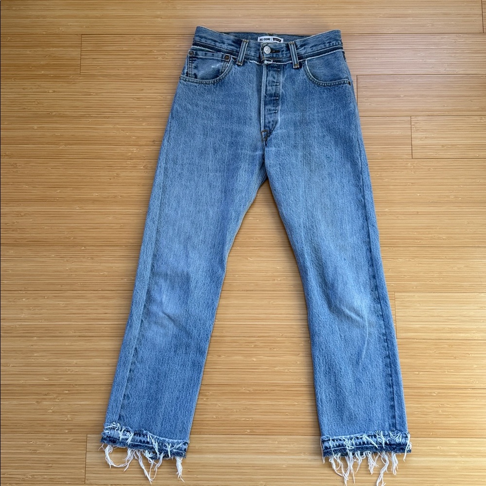 Re/Done x Levi’s Stove Pipe Released Hem jeans in size 24